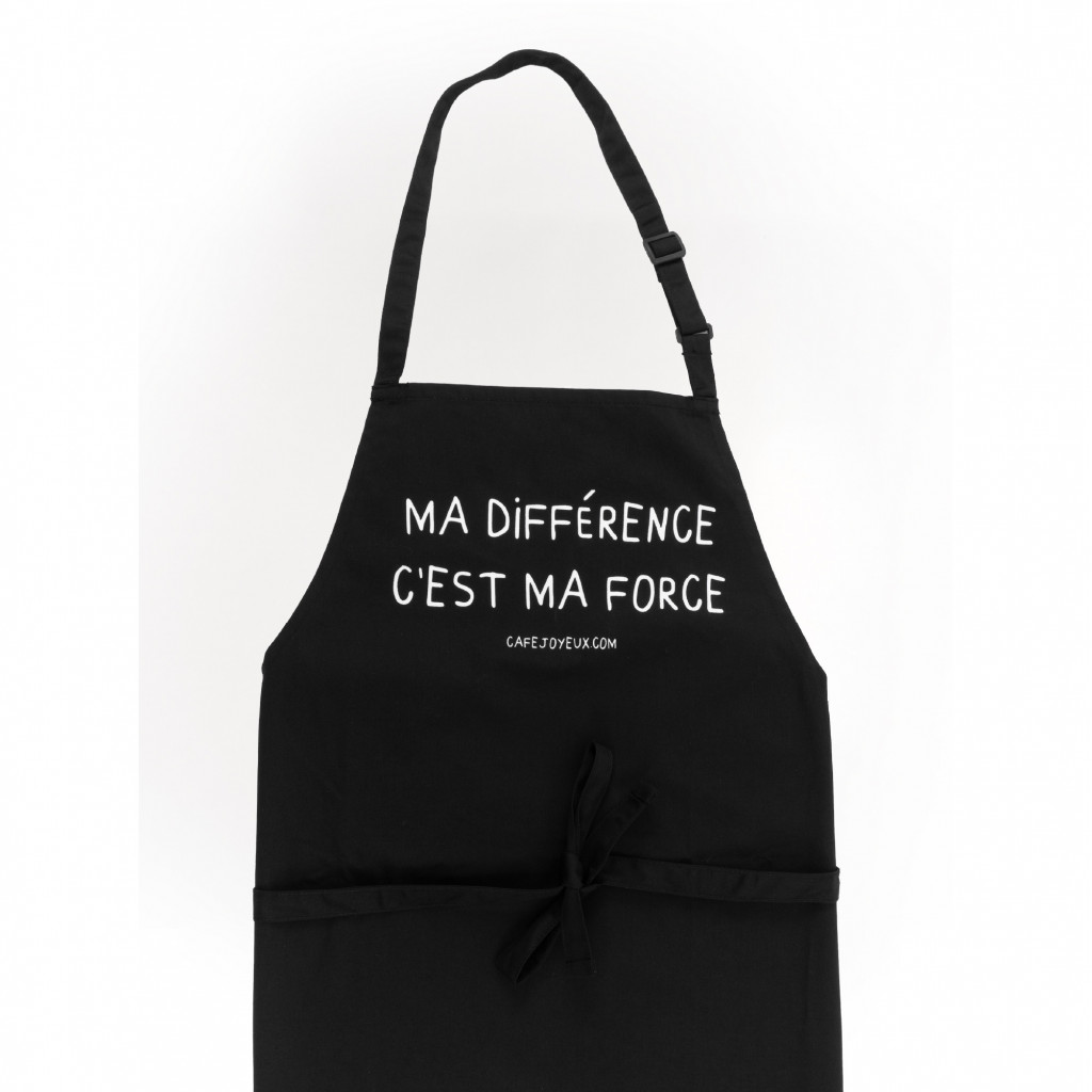 Black and white apron "Ma différence c'est ma force" - view details