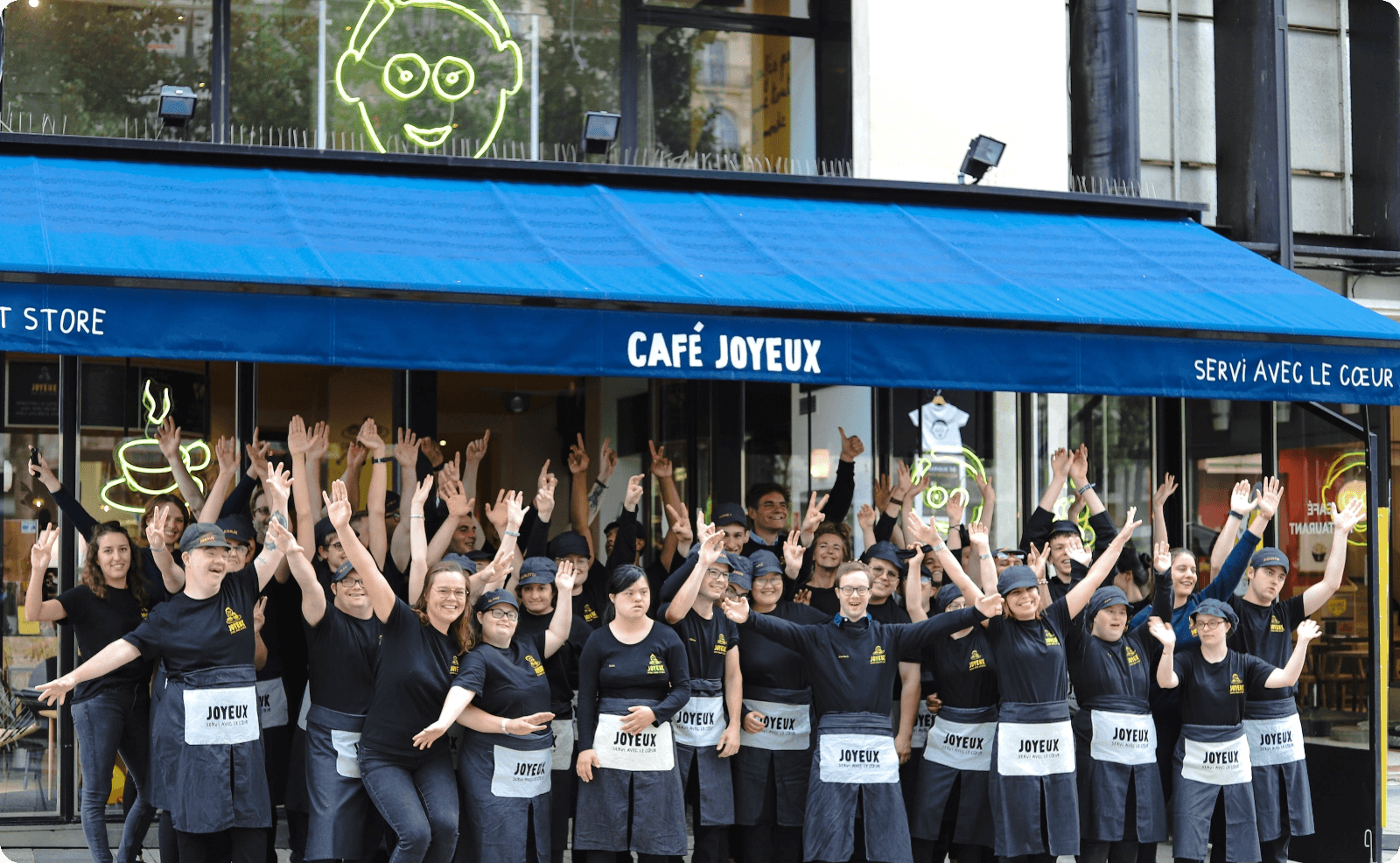 Café Joyeux: allows each member of its team to gain confidence and experience and to feel fully involved in the company.