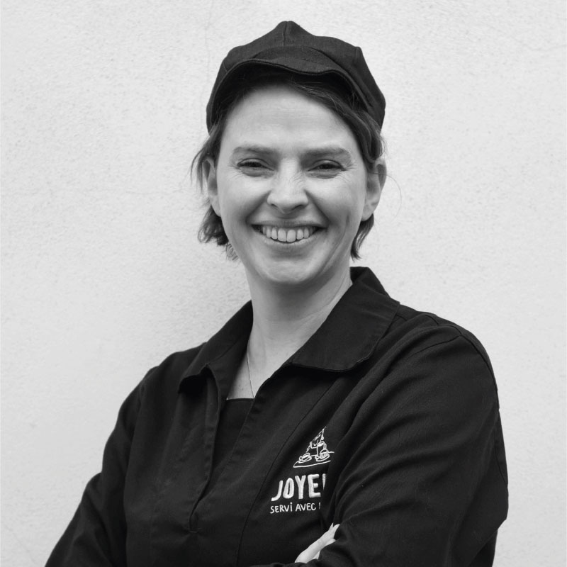 Café Joyeux : Catherine manager joyeuse au coffee shop de Rennes, rue Vasselot